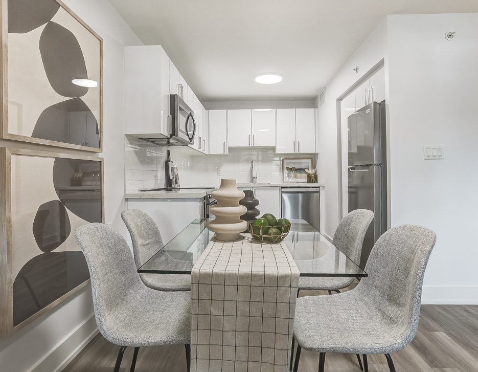 Dining area of a one bedroom suite at Elora.